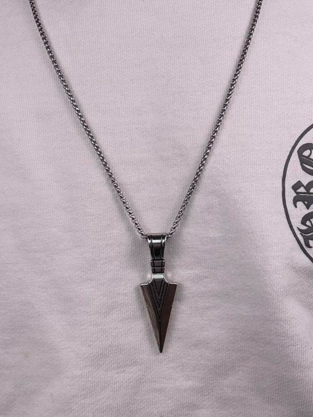 Silver arrowhead necklace